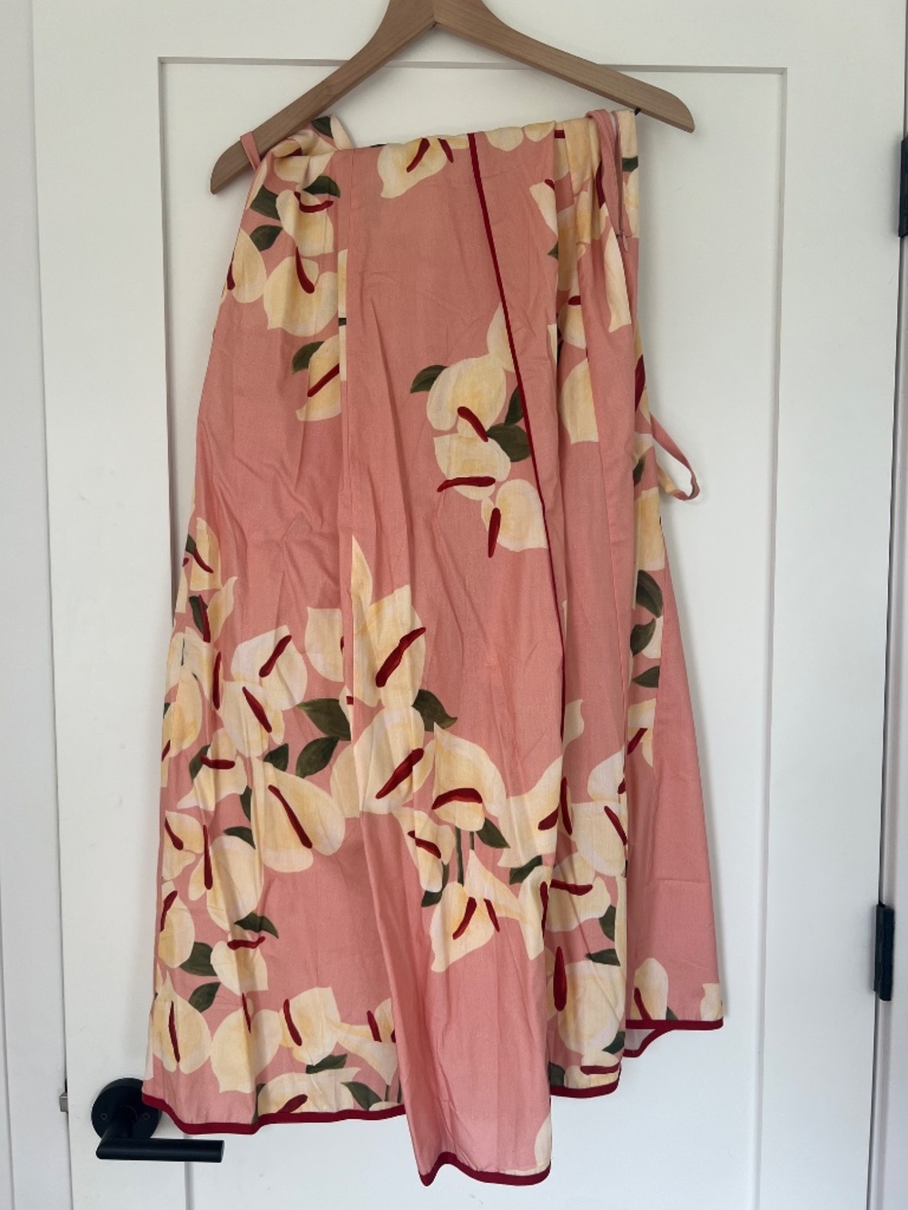 Two piece - Picture 2 of 3